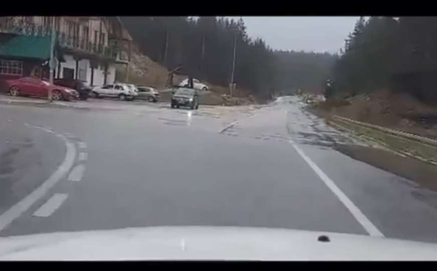 Da nije opasno bilo bi smiješno: Horizontalna signalizacija na crnogorskoj cesti