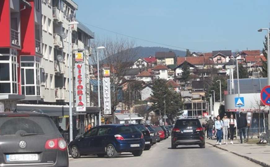 Drama u BiH: Zbog postavljene bombe pod vozilo, policija morala evakuirati građane