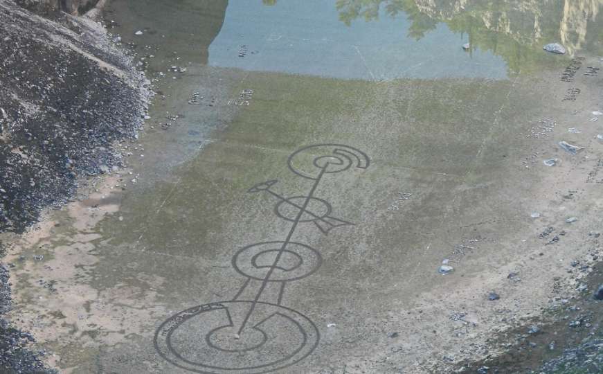 Misterija u bh. susjedstvu: Čudni znakovi na dnu jezera