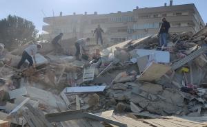 Stravične scene na ulicama Izmira nakon razornog potresa