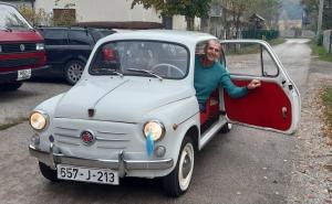 Najstariji 'Fićo' u BiH: Mirzet Halilović restaurira kultne automobile