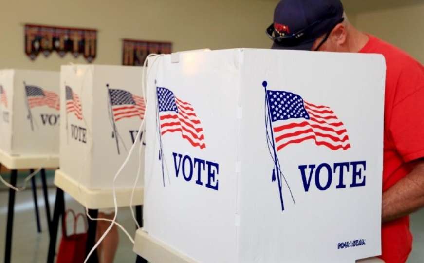 SAD: Otvorena birališta, prijevremeno glasalo 100 miliona Amerikanaca
