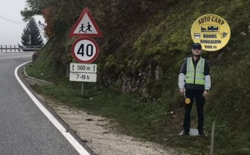 Oprez u blizini škola: Uz bh. ceste pojavili se neobični policajci 