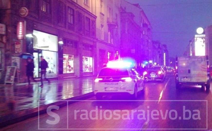 Vozači, oprez: Saobraćajna nesreća u Titovoj ulici u Sarajevu