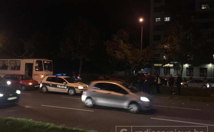 Saobraćajna nesreća u Sarajevu: Tri osobe povrijeđene