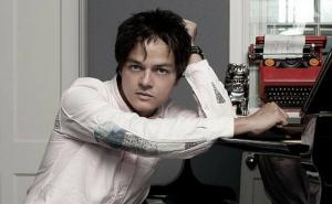 Jamie Cullum - Hang Your Lights