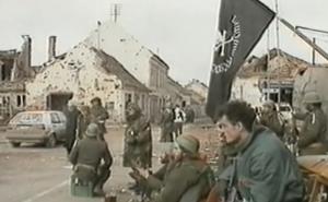 Boris Dežulović je 1991. ušao u Vukovar: "Šuti. Ne pričaj. Gledaj i povraćaj"