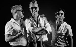 aliensdontringdoorbells - Daylight