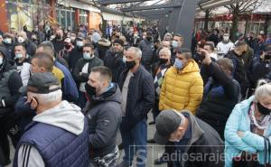 Protesti građana zbog ubistva na Ilidži: Stigli i Nermin Muzur i Muriz Memić