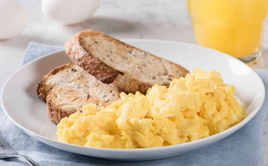 Tri razloga zašto trebate jesti jaja za doručak