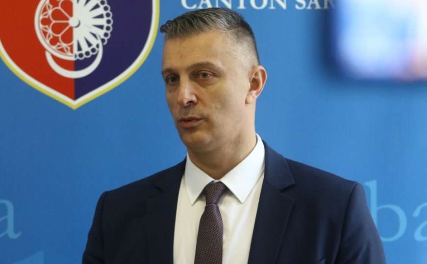 Čelik podnosi ostavku: Pozivam Konakovića da u ponedjeljak preuzme kabinet