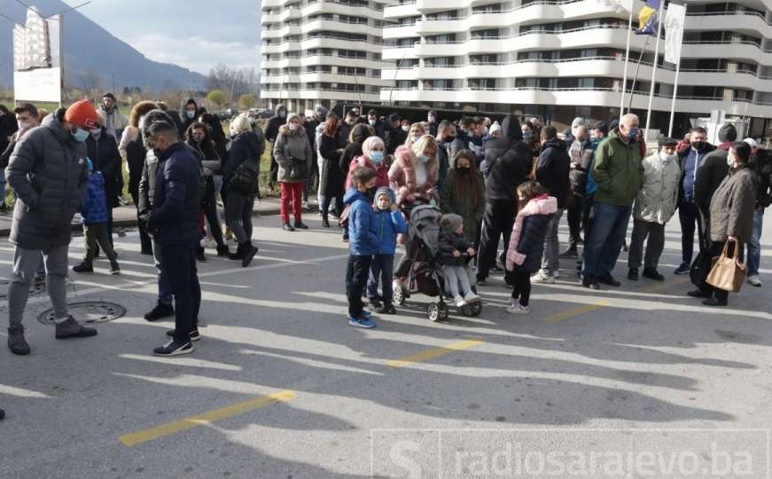 Građani Otesa i danas na ulicama u znak protesta nakon ubistva Jasmina Berovića
