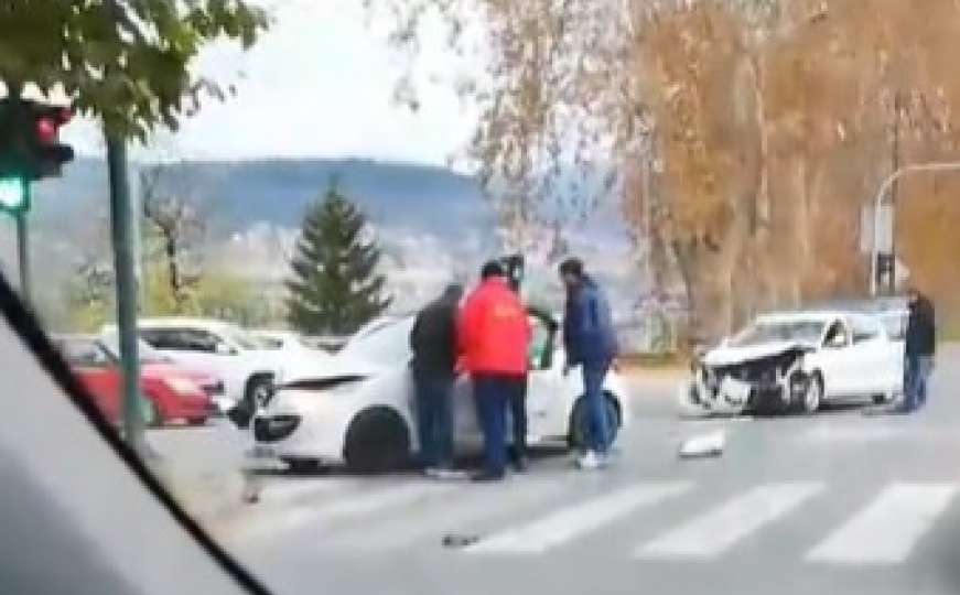 Nesreća u Sarajevu: Dvije osobe povrijeđene
