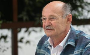 Građani položili cvijeće ispred porodične kuće Mustafe Nadarevića