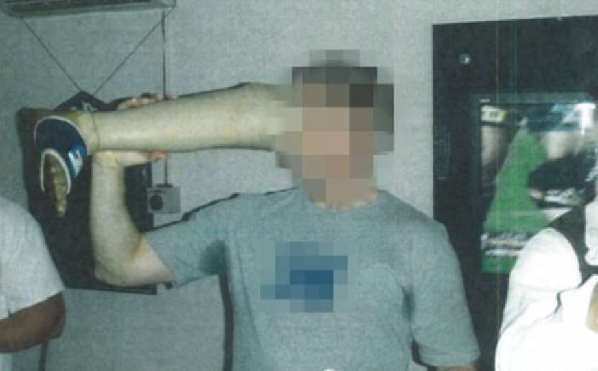 Australski vojnici pili iz proteze mrtvog talibana