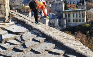 Požrtvovani momci GSS-a Mostar spasili macu s krova: Pogledajte kako je izgledalo