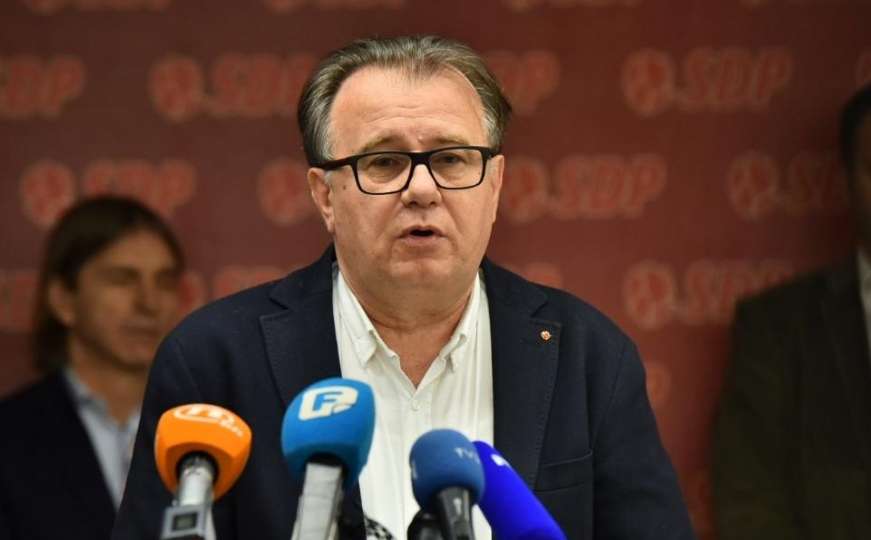 Nermin Nikšić prokomentirao ostavku Saše Magazinovića