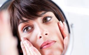 Riješite se tamnih podočnjaka uz ove četiri namirnice 