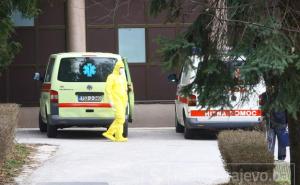 Informacije s KCUS-a: Pozitivno 100 osoba, teška situacija na Podhrastovima