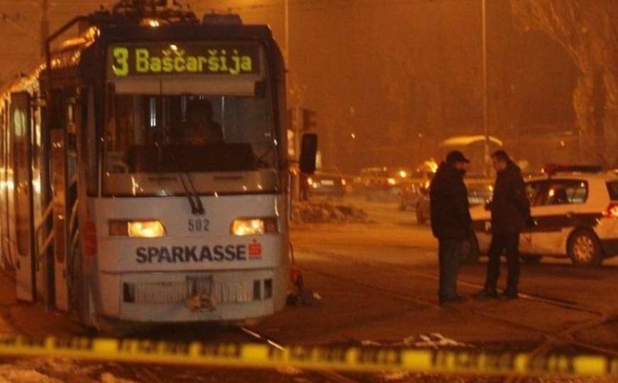 Drama u Sarajevu: Muškarac nožem prijetio putnicima u tramvaju