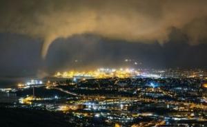 Nevjerovatni snimci lovca na oluje: Pogledajte tornado nad Jadranom