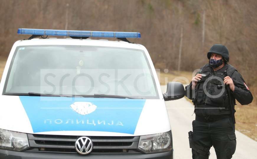 Na terenu veliki broj policajaca: Opsadno stanje kod manastira Glogovac 