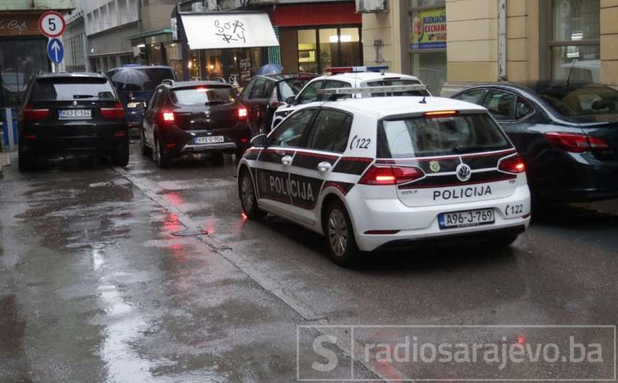 Pogledajte fotografije: SIPA pretresa i hapsi u Sarajevu zbog pranja novca