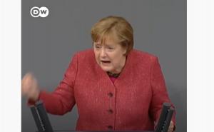 Merkel ovakvu niko nije vidio: Na ivici suza preklinjala, "lupala šakom" od stol 
