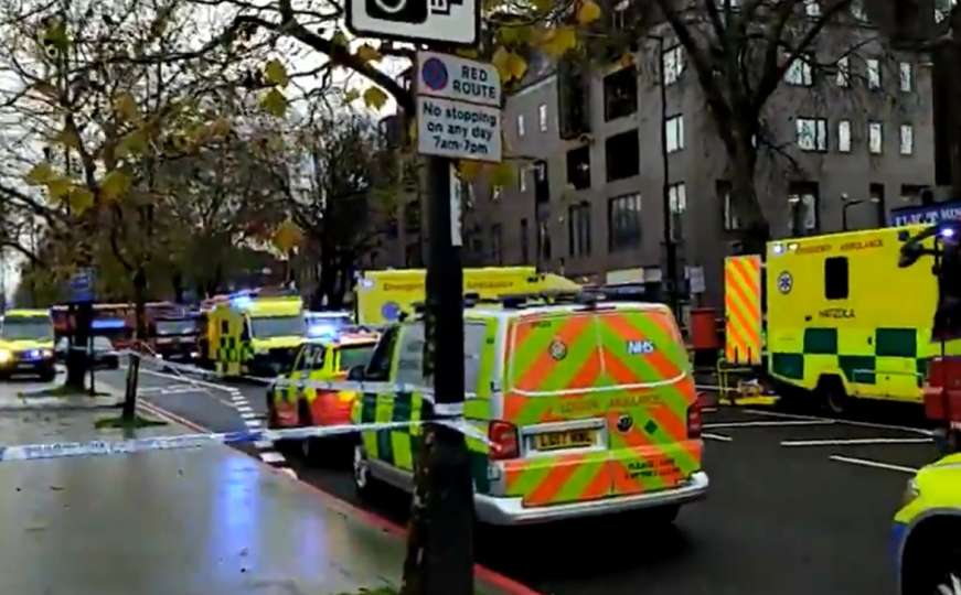 Drama u Londonu: Automobilom se zaletio u grupu pješaka, ima povrijeđenih