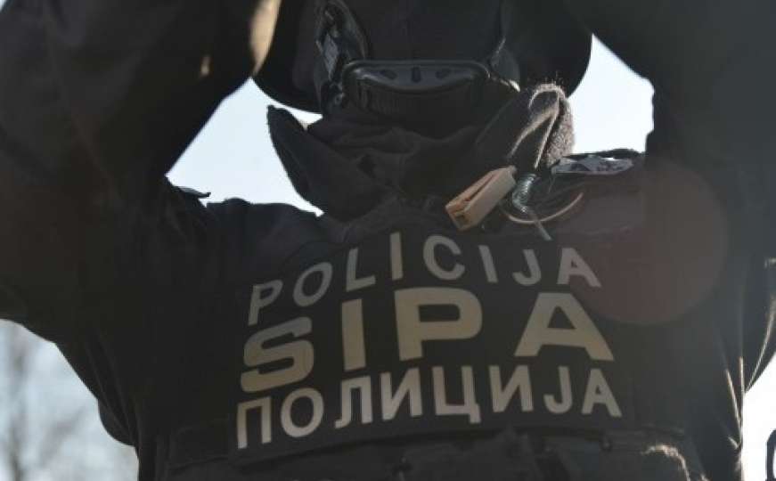 SIPA uhapsila jednu osobu: Oduzeto vozilo i mobitel