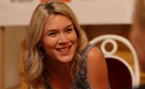 Joss Stone - Walk With Me