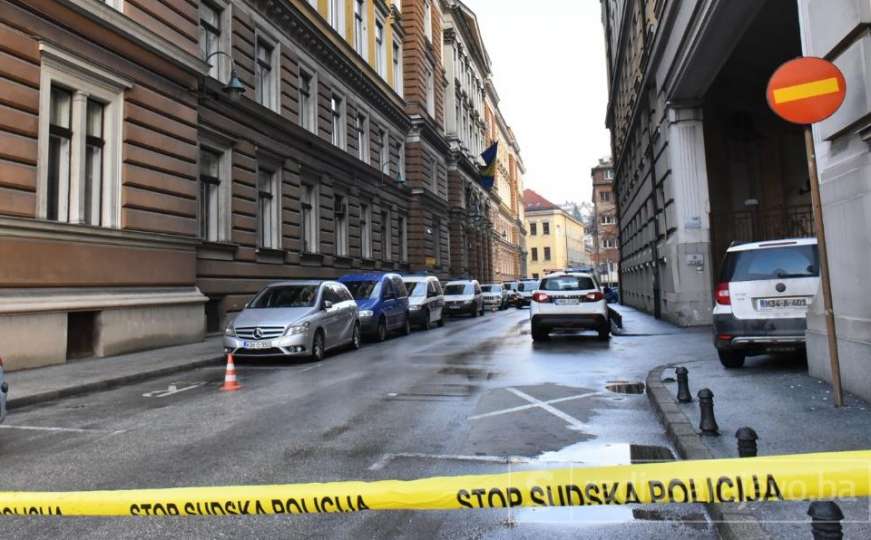 Dojava o bombi u Općinskom sudu u Sarajevu, zgrada evakuirana