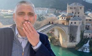 Čedo Jovanović prošetao Starim mostom: "Hajde Mostar, poleti hrabro u nedelju..." 