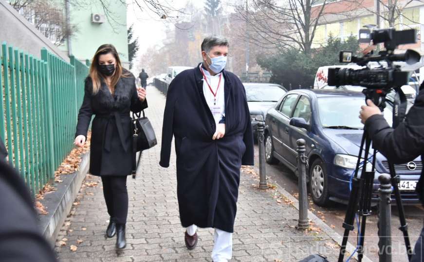Prof. dr. Ismet Gavrankapetanović se vratio na Medicinski fakultet 