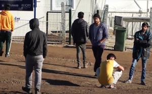 Kamp Lipa ostaje otvoren, migranti će biti smješteni u kontejnerima