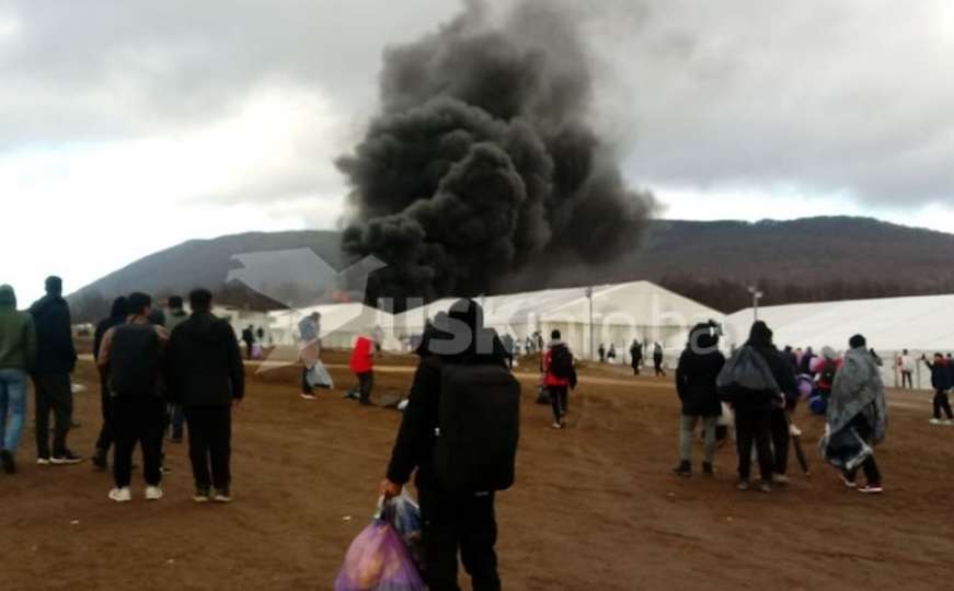Drama u Bihaću: Izbio veliki požar u migrantskom kampu Lipa