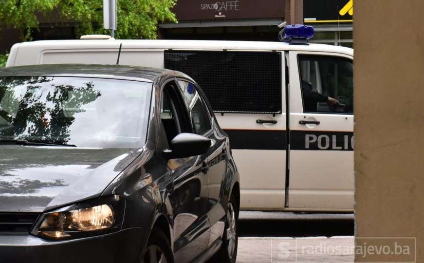 FUP uhapsio četiri policajca zbog spolnog odnosa sa nemoćnom osobom