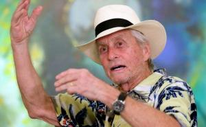 Poznati glumac postao djed po drugi put: "Divan praznični poklon"