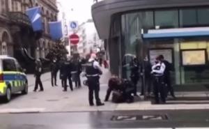 Zbog maske: Policajci pred djetetom oborili ženu, stavili joj lisice