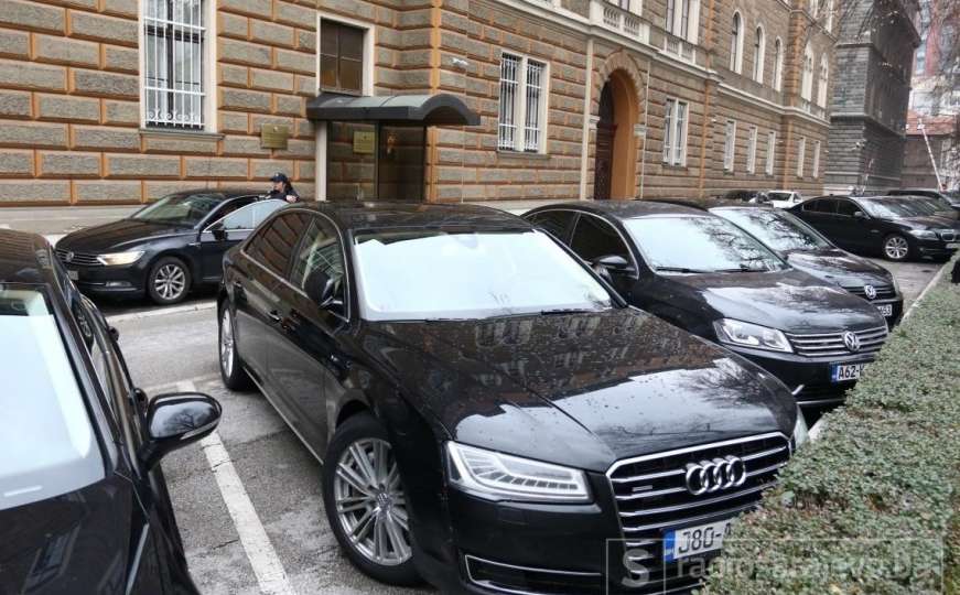 Predsjedništvo BiH kupuje automobil, samo je jedan ponuđač