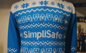 Blagdanski džemper: Alarm se aktivira čim vam se neko približi na dva metra