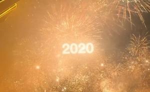 Šta nam se sve dogodilo u 2020. godini: Potresni video obilazi svijet