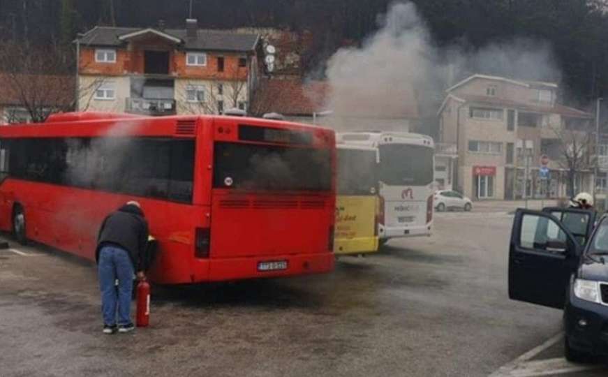 Zapalio se autobus u BiH