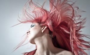 Boje kose koje će biti u trendu u ovoj godini: Žvaka ružičasta i...