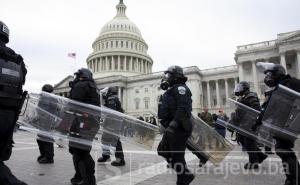 Republikanski kongresmen: Kada budemo sigurni, vratit ćemo se i završiti posao