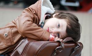 Opasnost iz mamine torbe: Predmeti koji mogu ugroziti zdravlje djeteta