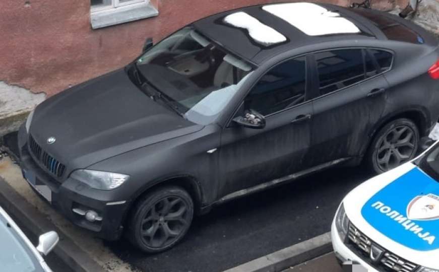 Policija mu oduzela BMW X6: Imao dug od 1.600 maraka
