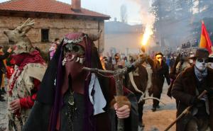 Unatoč zabrani okupljanja održali karneval, došlo i do sukoba 