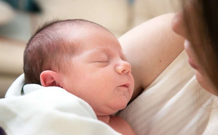 Savjet stručnjaka: Kako glasom umiriti bebu koja plače