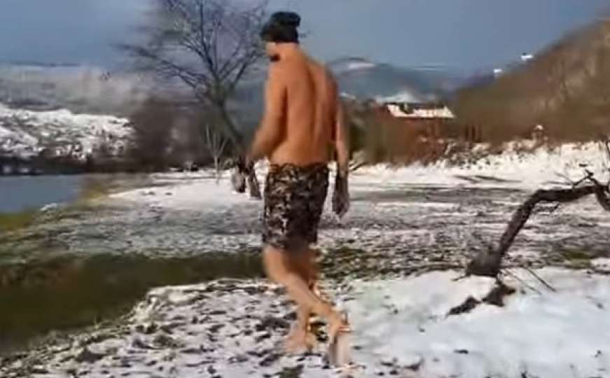 Nevjerovatan snimak: Suljo Mašala zaplivao u ledenoj Drini